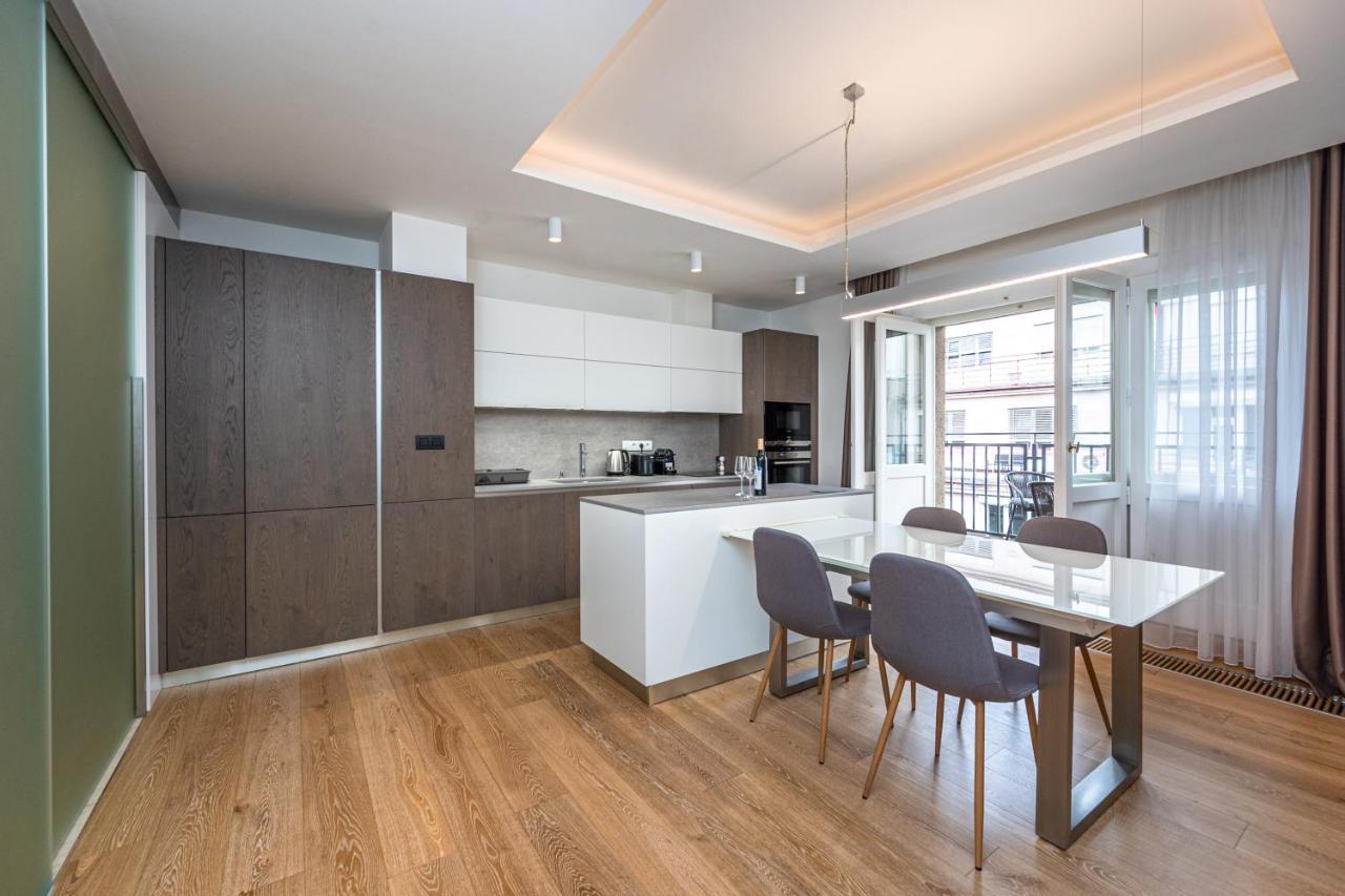 Wishlist Residences - Karlin Free Parking Apartamento