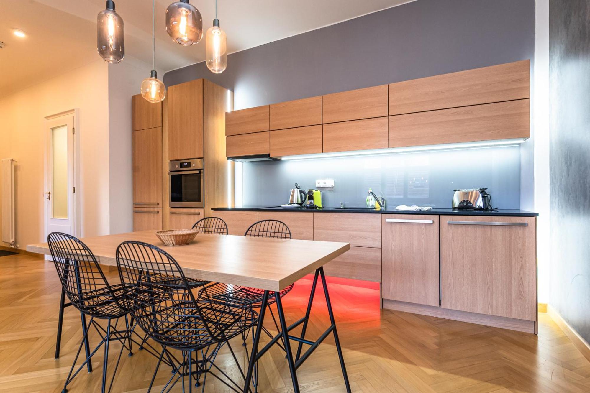 Wishlist Residences - Karlin Free Parking Apartment Prag